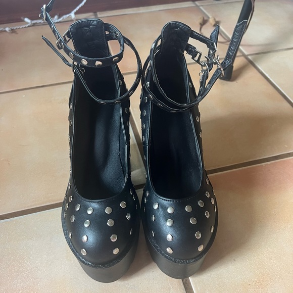 Goth BB double strap mary jane special edition pulps never been worn - Picture 4 of 4